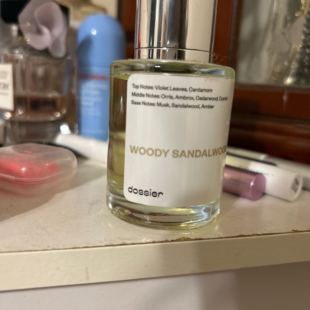 Dossier Woody Sandalwood Perfume